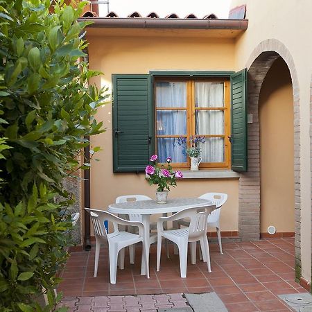 Borgo Guglielmo Aparthotel Marina di Cecina Ngoại thất bức ảnh